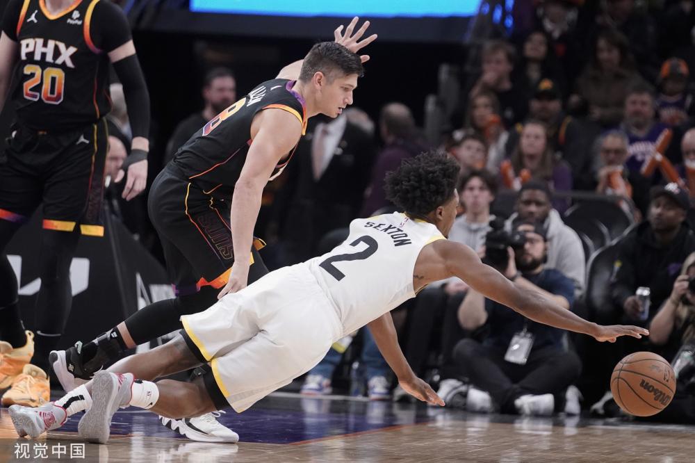 赛的赛场上 赛的赛场上