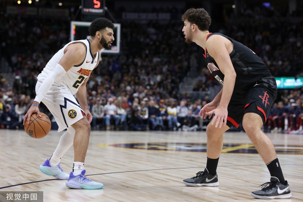 成功吸引了 成功吸引了